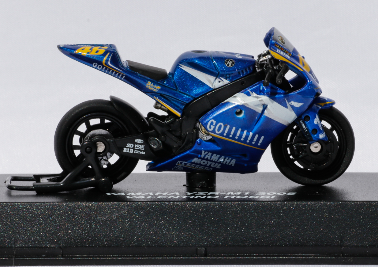 Newray 1-32 Yamaha YZR-M1